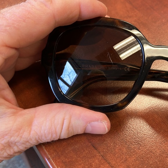 Prada Havana Frame Color SPR 16U Oversized Sunglasses + Box - Picture 10 of 10